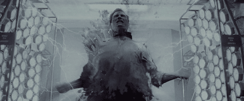 imagine-cinema:  I feel fear for the last time... 