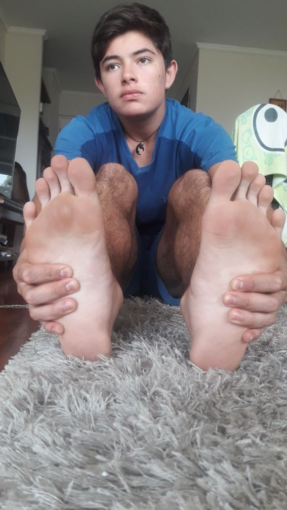 Sex bigfeetsizemasters:  Do you want to see giant pictures