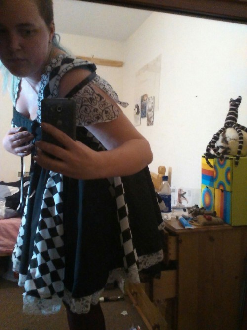 thedreadvampy:The Fool dress is finished! More or less! This is both the most frilly and foofy thing