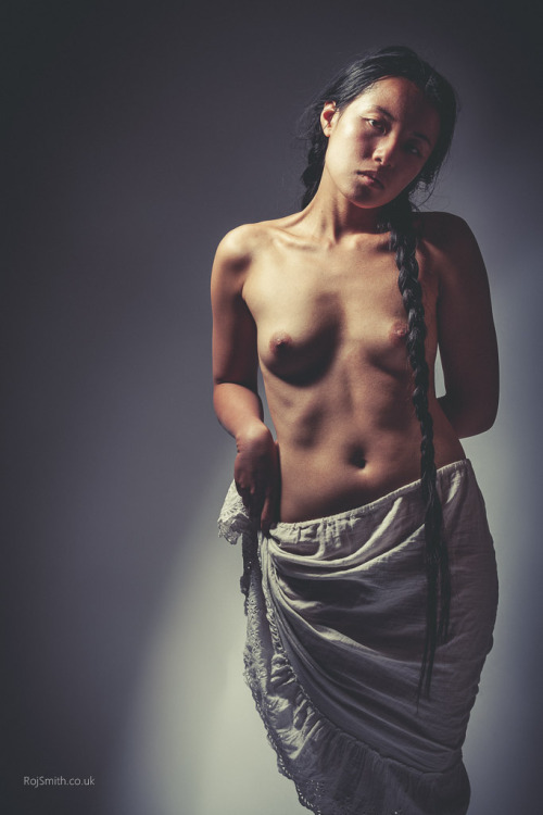 Sex rojsmith:Model: Luna Leung Ph: Roj Smith pictures