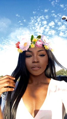 kimreesesdaughter:  word-to-jermaine:  tellyjpg:  flower child, beautiful child.  Definitely wanna be in her zone😍😍   Every time I see their selfies, I realize how trash my face is. Fucking gorgeous. 