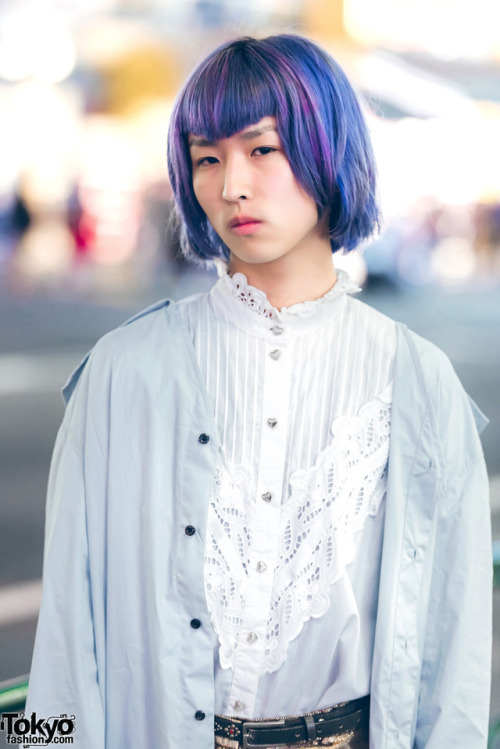 20-year-old Satoshi on the street in Harajuku. He&rsquo;s wearing a ruffle shirt jacket from Chin Me