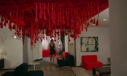 productiondesign:Interiors in Vampyros Lesbos • 1971 • Jesús Franco