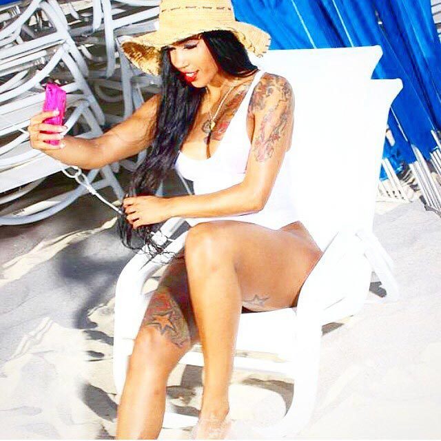 1sograteful:  Turquoise Barbie