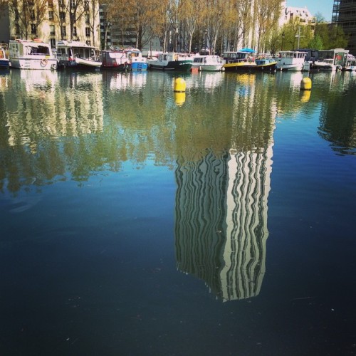 #Paris #canal #deloire #soleil #street #france #bateaux #pier #morning #photography