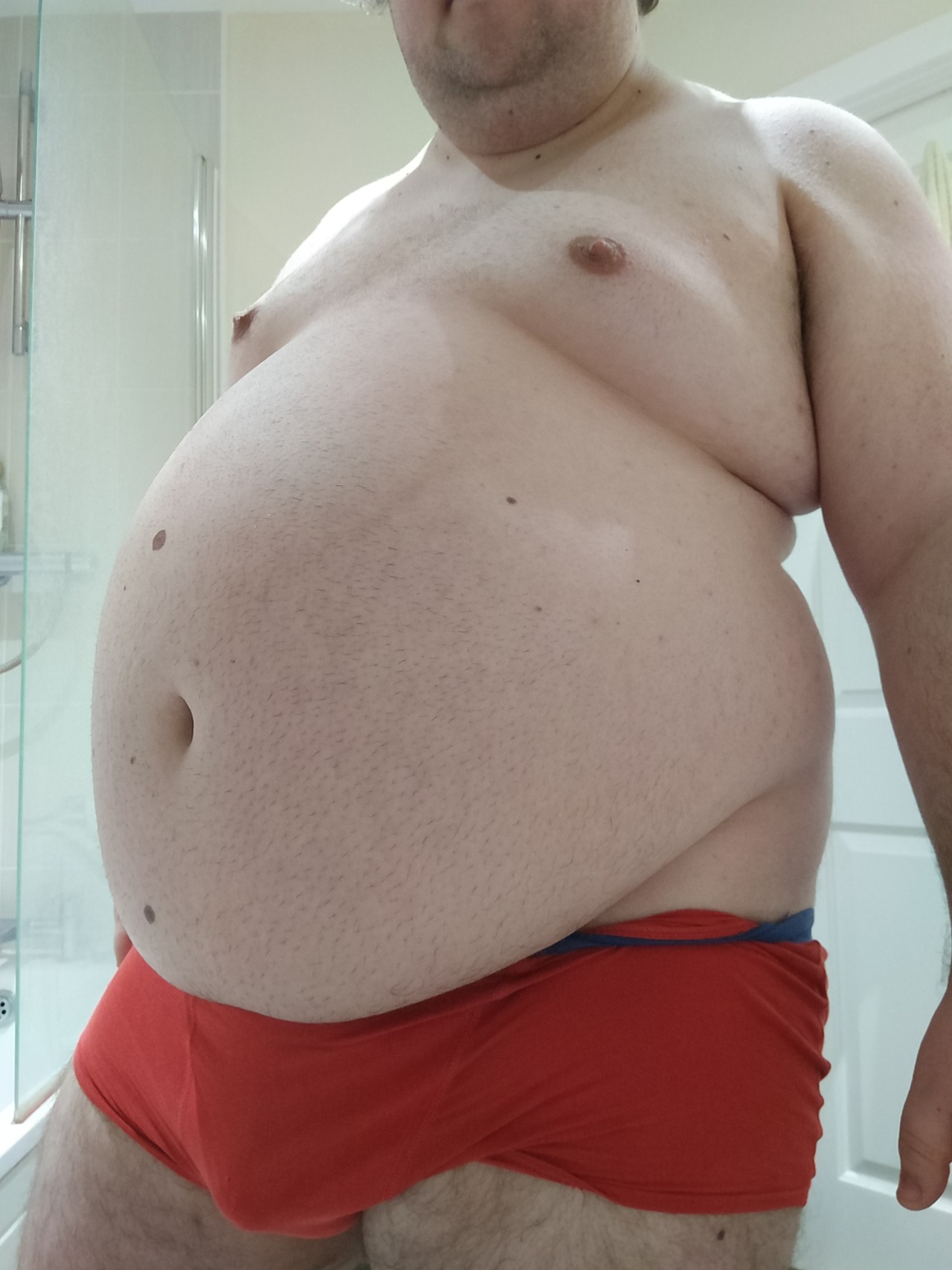Any love for this piggy? Gaining about 2lb a week right now and I think it shows