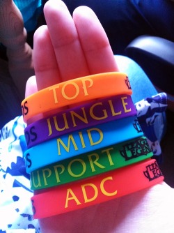 a-minion-has-been-slain:  Finally, our League of Legends bracelets! I’m so happy ^_^  ADC and Support for me; Top, Jungle and Mid for my boyfriend. (They are from Aliexpress)