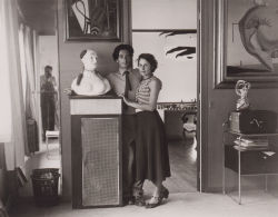 Labophotos:  Brassaï - Salvador Dali Et Gala Dans Leur Atelier Parisien À La Villa