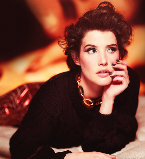 infintsky:  Cobie Smulders aka Robin Scherbatsky