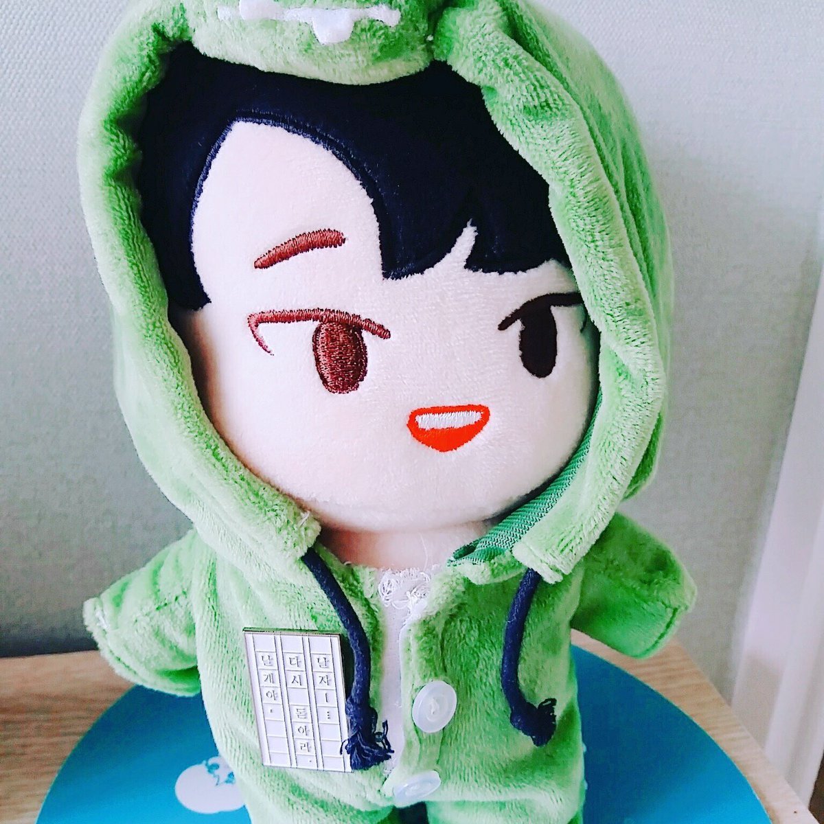 seventeen plush dolls