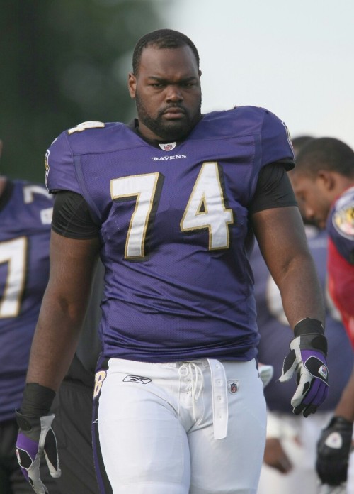 mediumrarebeef:  Michael Oher is King Beef!