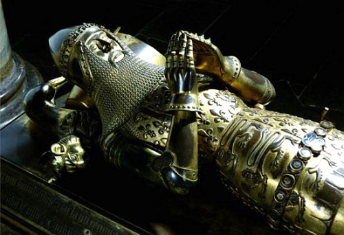 Tomb effigy of Edward the Black Prince c. 1380