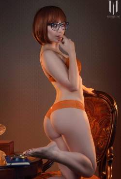 cosplaybeautys:   Scooby doo Velma dinkley  