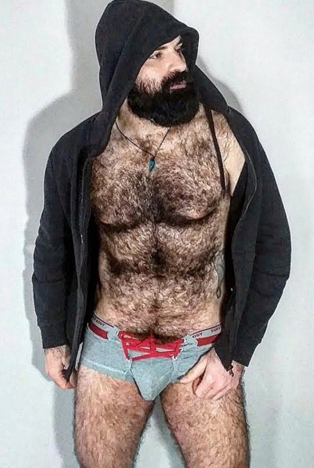 culpoilu:beardburnme2:Woof hummmm 