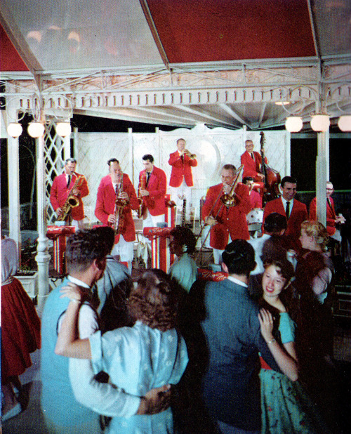 gameraboy:  The Date Niters performing at Disneyland, from Walt Disney’s Guide to Disneyland (1963). 