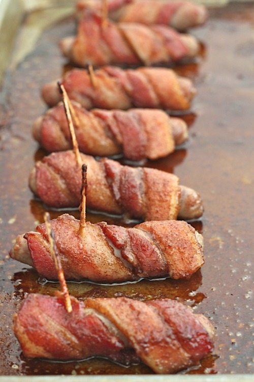 Porn foodffs:  Bacon-Wrapped Sausages with a Maple photos