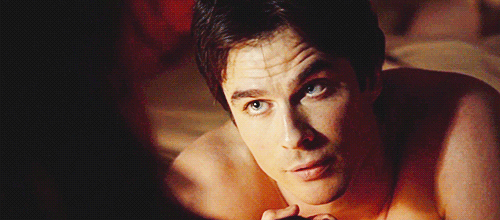 mylovewithdamon:  The way he looks at her. Season 5. Part 2. 
