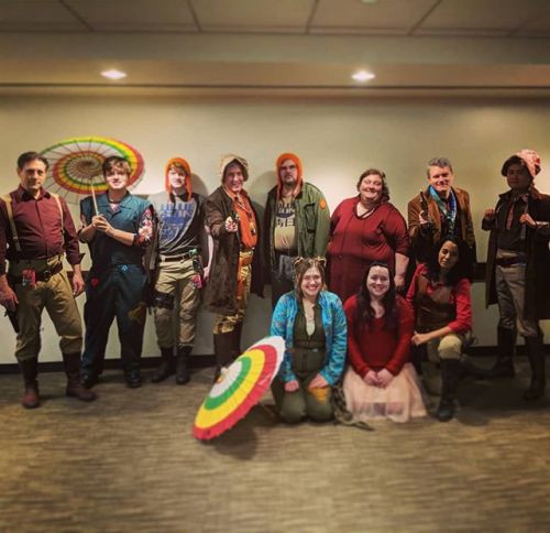 What a rag tag crew! So nice to meet everyone at the Firefly Meet Up at @emeraldcitycomiccon ! #eccc