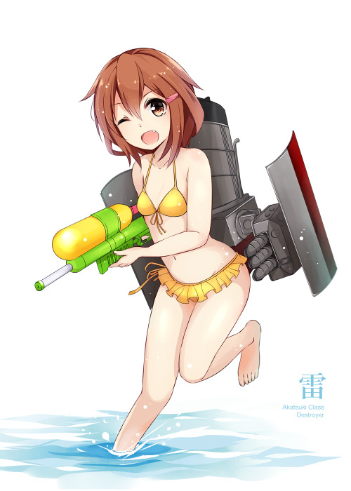 cute-girls-from-vns-anime-manga:  水着で演習 by こりす