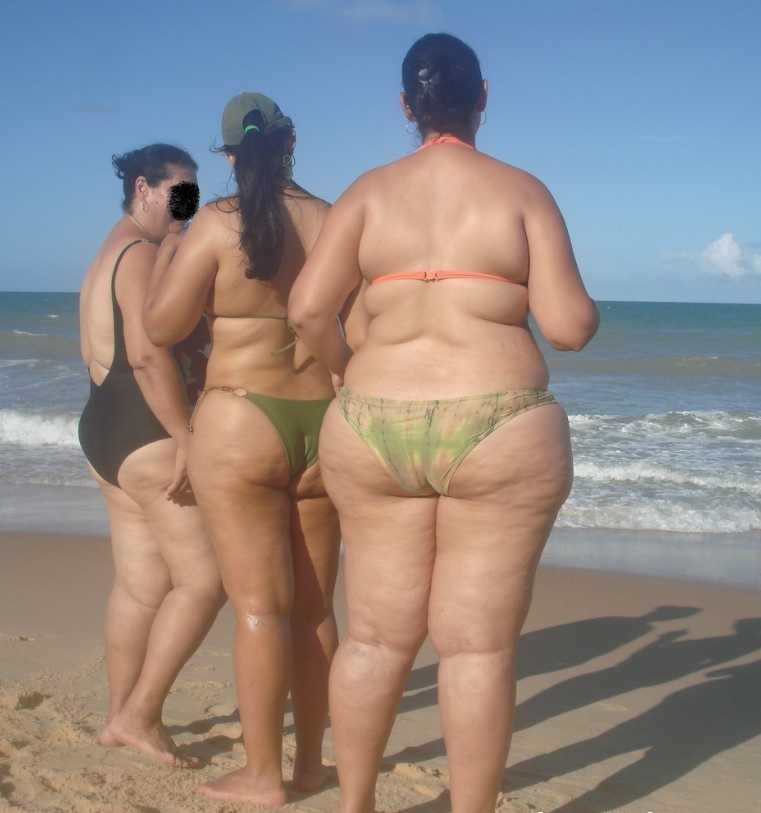 hi-lin:  Beach Bevy
