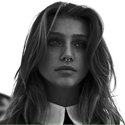 casuru:  For more photos of Cailin follow http://casuru.tumblr.com/