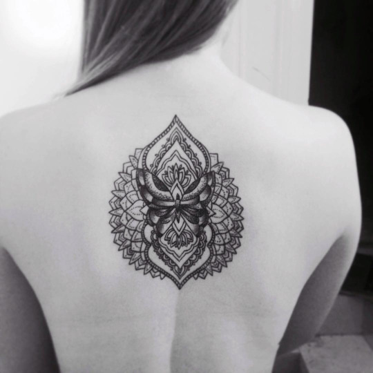 1337tattoos:  Tessa Fowler submitted by http://theendwillarrive.tumblr.com 