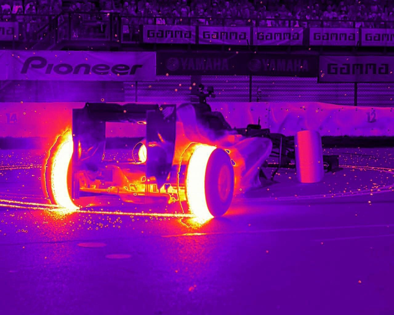 bringingnoise:  INFRARED BURNOUT