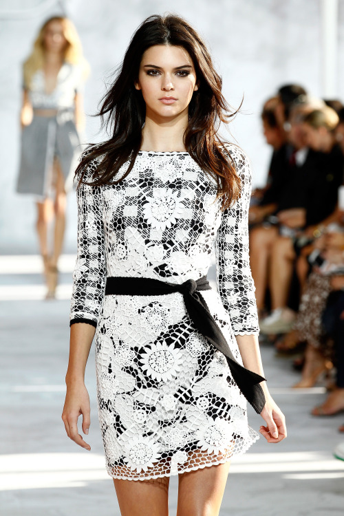 kendalljennernet: September 7: Kendall walks the runway at the Diane Von Furstenberg fashion show d