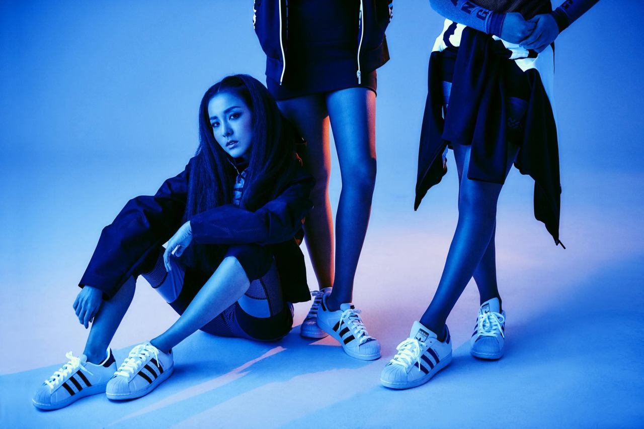 ygfamilyy:2NE1 (sans BOM) for Adidas x Superstar Exhibit!