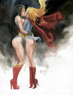 superheropinups:  Wonder Woman and Supergirl