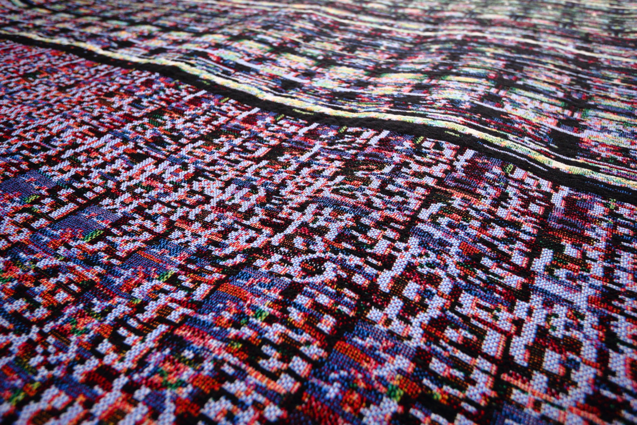 yearoftheglitch:  Binary Blankets from Glitch Textiles Mac OSX Install Disc ISO No.