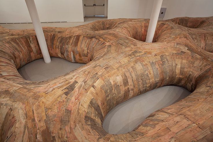 darksilenceinsuburbia:  Henrique Oliveira: Transarquitetonica,2014Museu de Arte Contemporânea,