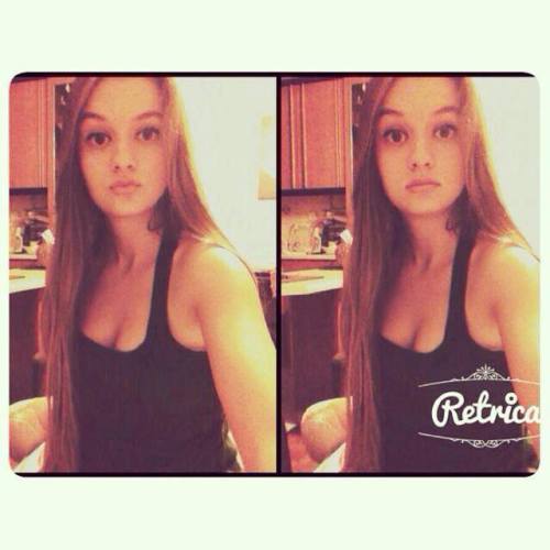 turkishsexychick:Ne varsa liselilerde varNasil ?