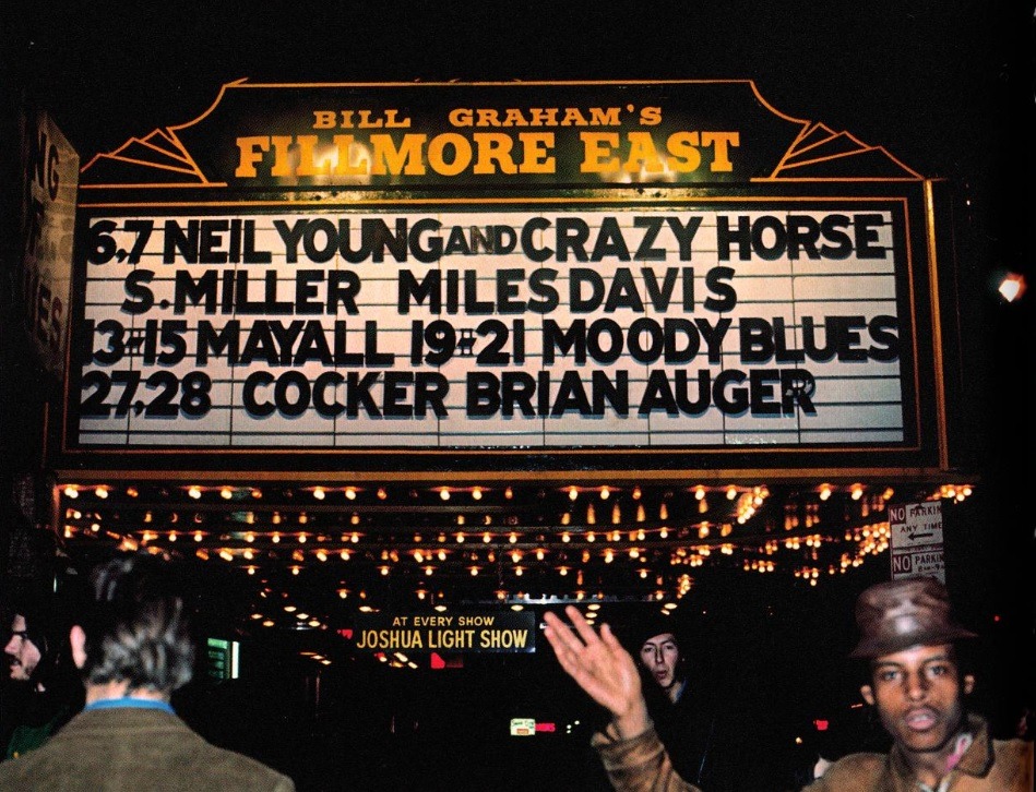 Miles Davis - The Fillmore East, New York City, March 6-7, 1970
The Heat Warps has made it to 1970 in its epic trek through the Electric Miles era! These shows are legendary, of course — the idea of seeing Miles’ band and the Whitten-era Crazy Horse...