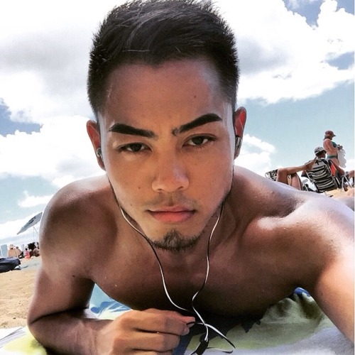 jade4life-theboiyard: This is WHY I LOVE Asian Twinks! Real Sexy Cherries. ❤️✌️⭐️