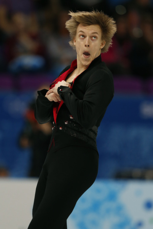 divergencyinfandoms:  papa-erwin:  fuckyeahgodofmischief:  Become a figure skater they said you will be graceful they said  I WILL SO FUCKING MAKE REACTION PICS OUT OF THIS SHIT  the 4th one bottom - top, looks like Jake Able.. I guess Adam is out of