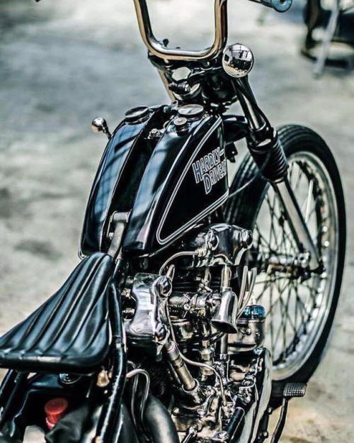Kustom Kulture- I Live For This Shit