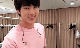 eatjin:pretty in pink ♡