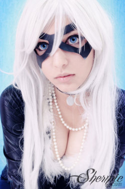 hotcosplaygirl:  Cosplay girlCosplay girl