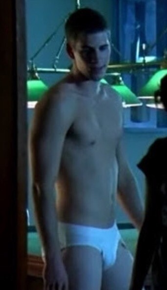 celebrtybulges: Actor Liam Hemsworth bulge and ass in white briefs