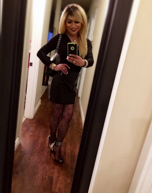 hgillmore: Well Dressed Crossdressers and porn pictures