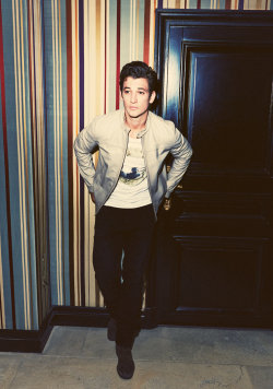 complices:  Miles Teller by Arthur Delloye