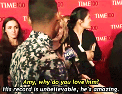 Amy Poehler fangirling over Miguel! (x) 