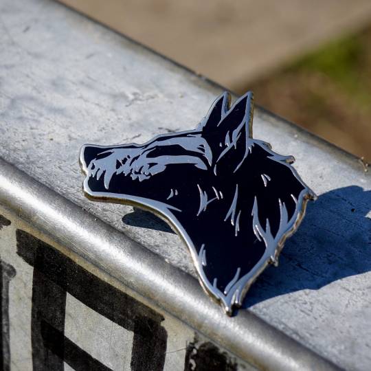 Wolf Skull - Hard Enamel Pin