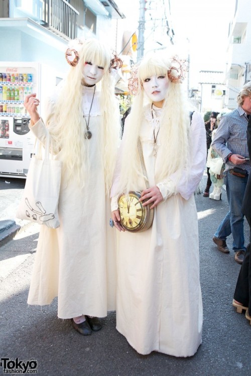Japanese Shironuri “White Face Monster Party” in Harajuku [x]