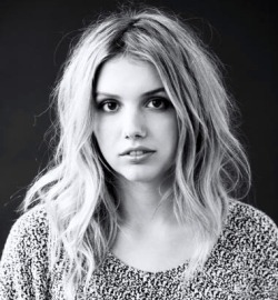 subtleelevation:  Hannah Murray