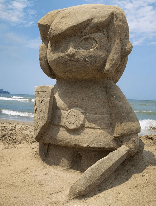 retrogamingblog2: Nintendo Sand Sculptures