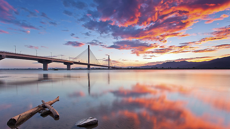 breakingbarriersofficial:  Busan, South Korea. 