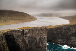 capturedphotos: Faroe Islands It wouldn’t be surprising if people aren’t familiar with this place as I most certainly wasn’t until I kept seeing photos of it pop up in photos and stories from landscape photographers. It’s a group of islands in