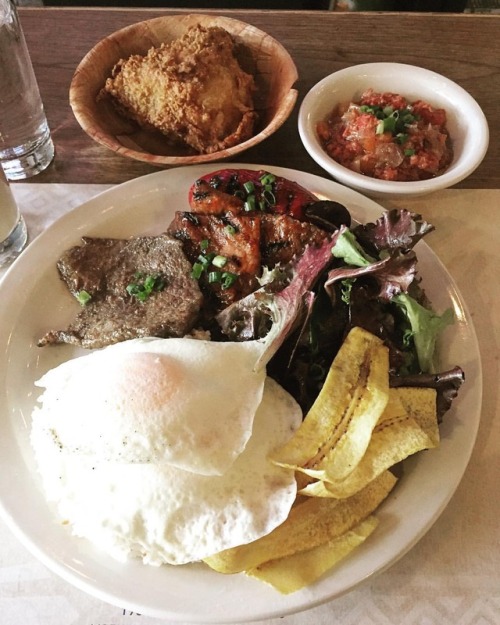 RICE+SHINE BRUNCH all weekend long @juniorfilipino 10am-4pm. Take a look at this beauty. It’s 